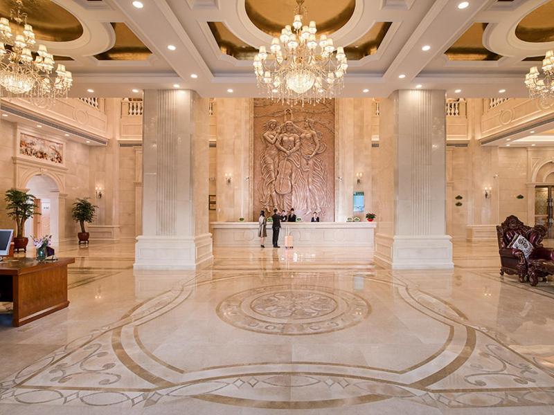Vienna International Hotel Shenzhen Qianhai Bagian luar foto